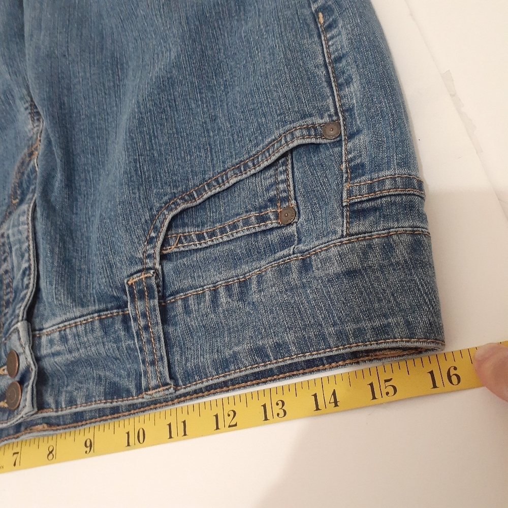 BANDOLINO Blue Jean Capri Shorts Women Size 12 - Picture 4 of 10